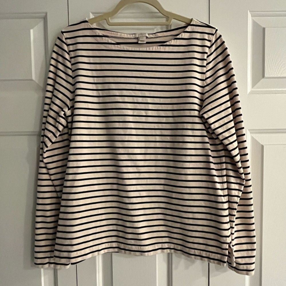 Large J Crew Factory Navy/Creme Striped Boatneck Top